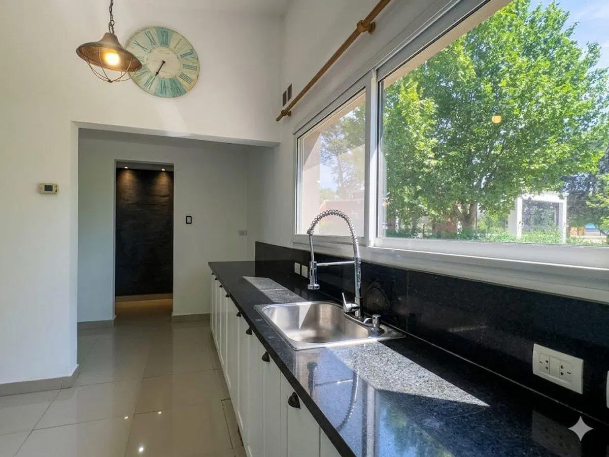 VENTA CASA CAMPOS DEL VIRREY 5