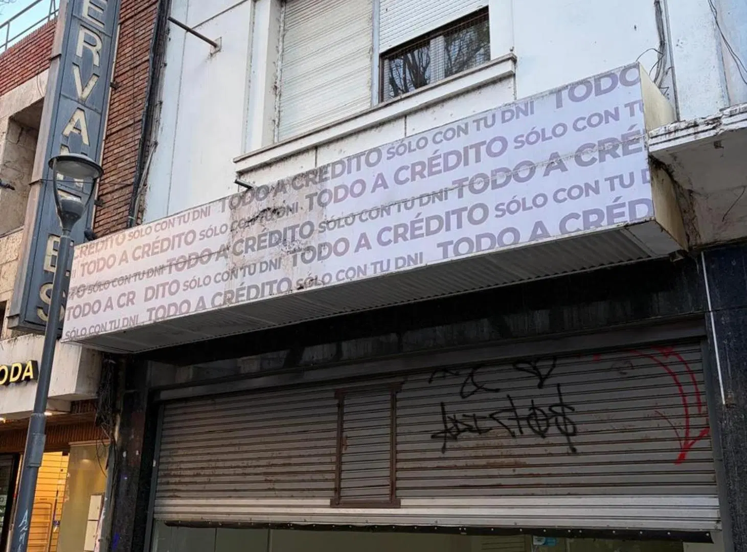 Alquiler local comercial pleno centro de la ciudad 3