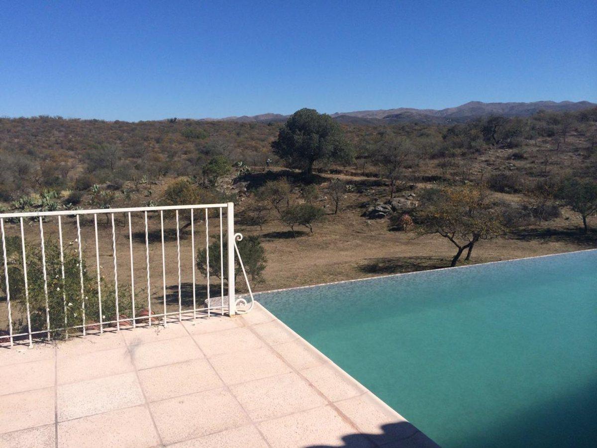 Foto de CASA EN VENTA DE CATEGORIA EN FALDA DEL CARMEN, imagen 4