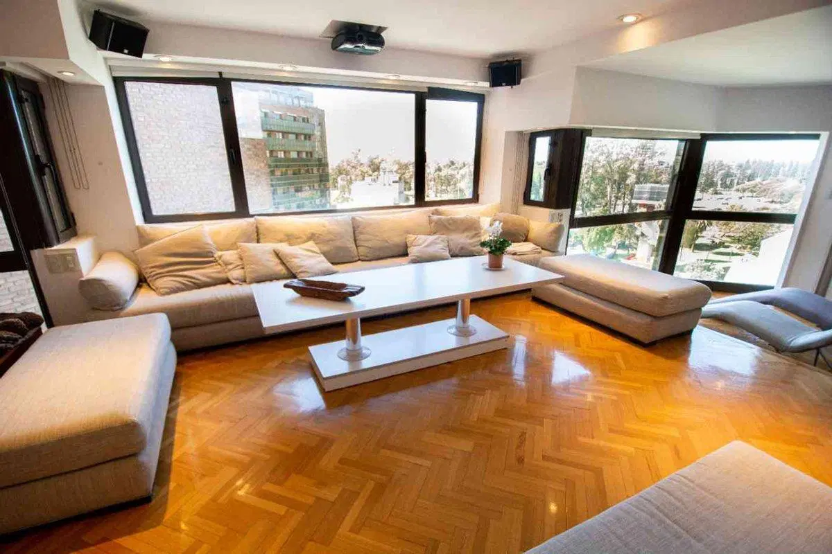 VENTA EXCLUSIVO PISO EN NUEVA CORDOBA. 3