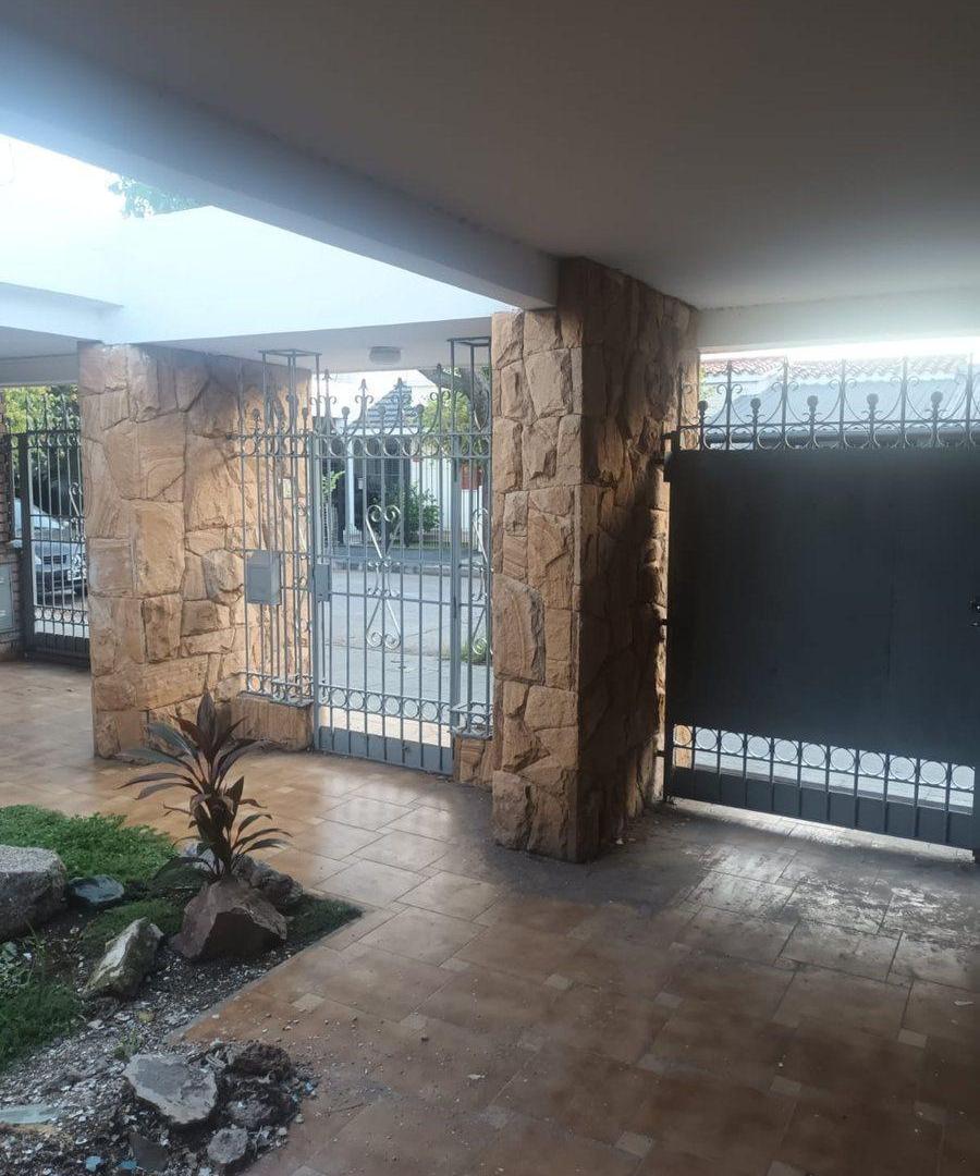 Foto de VENTA CASA EN BARRIO MAIPU I SECC., imagen 3