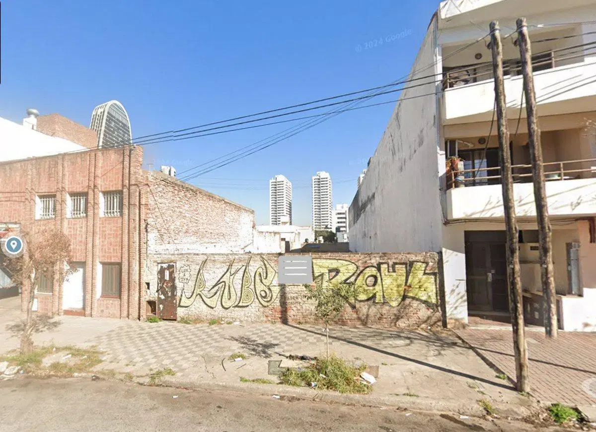 VENTA TERRENO PARA INVERSIONISTA EN B° PUEYRREDON 4