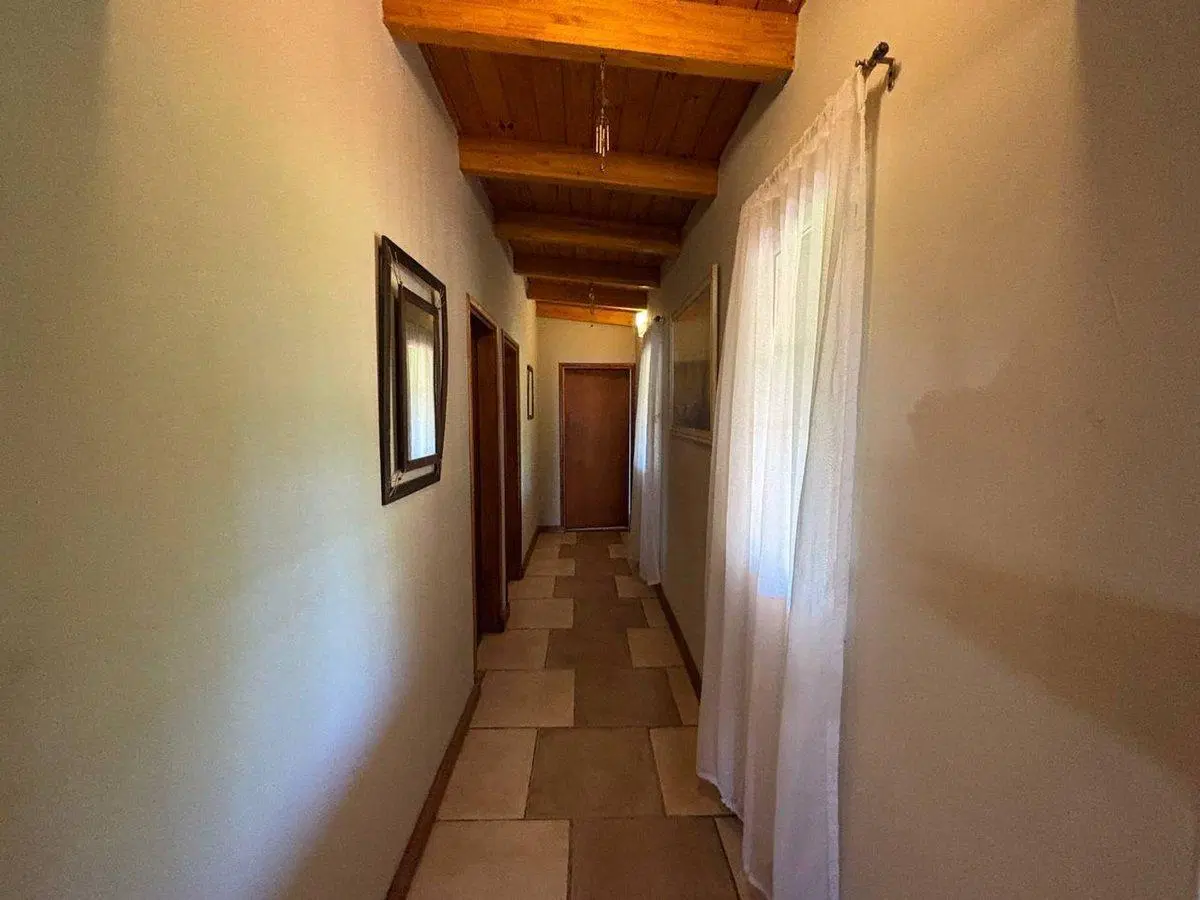 VENTA CASA 4 DORM CON PILETA EN ANISACATE 2