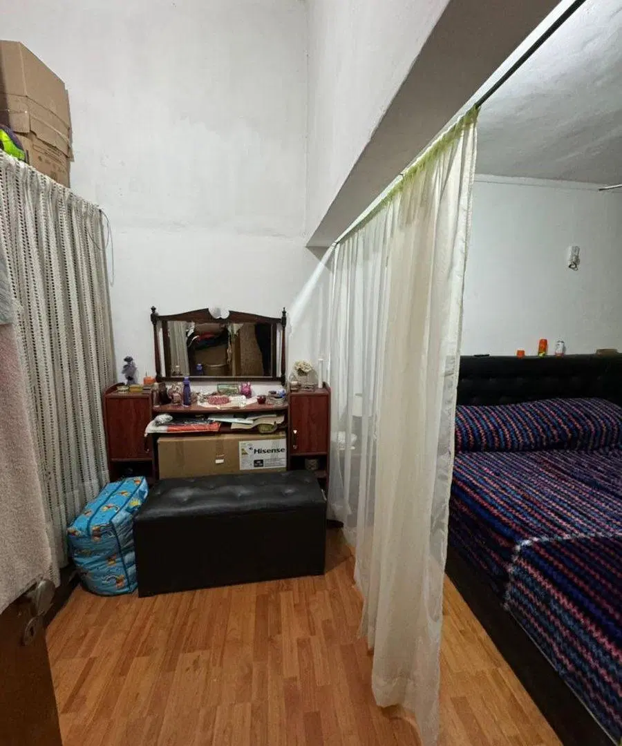 CASA EN VENTA - 2 DORMITORIOS -B° JOSÉ I. DIAZ 1A 2