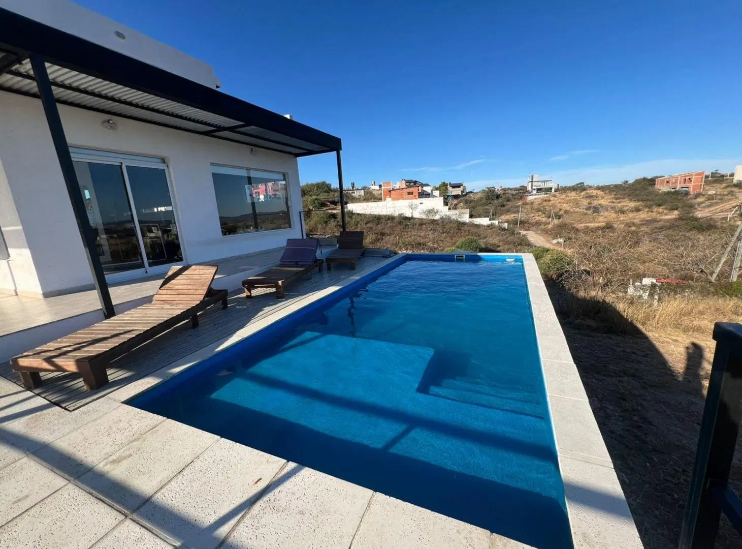 SE VENDE CASA EN VILLA CARLOS PAZ APTA CREDITO 3