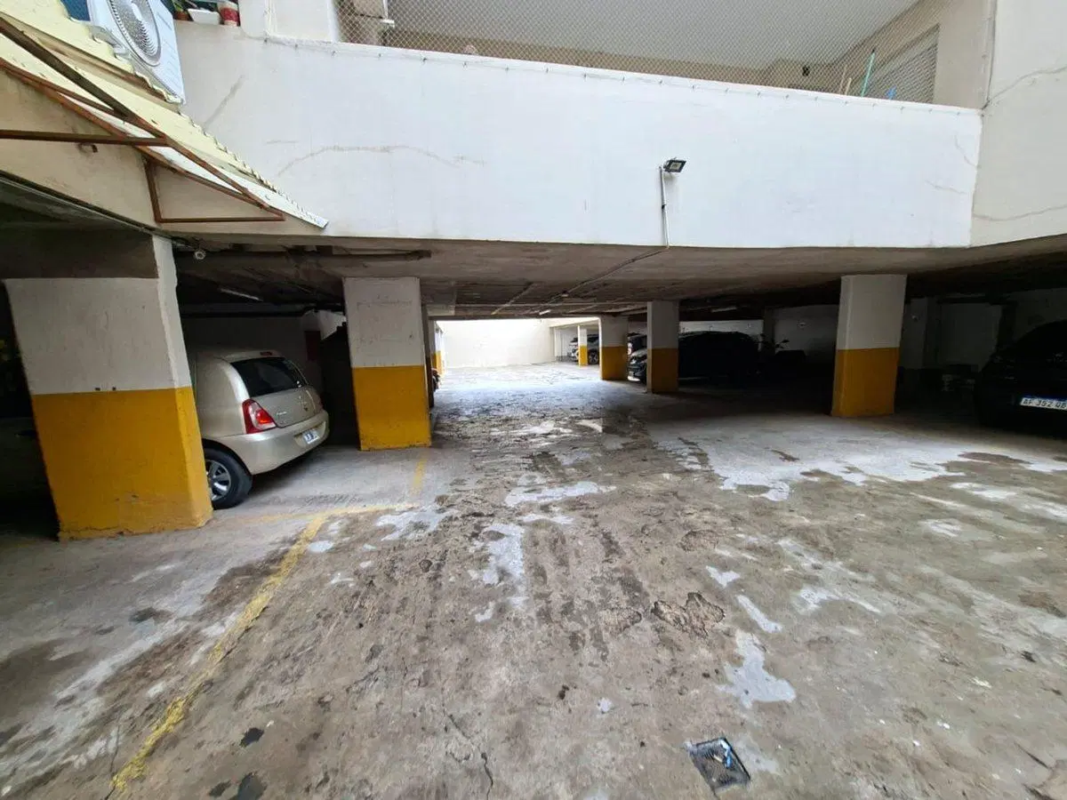 VENTA COCHERA EN B° GRAL PAZ EN EDIF MARTINICA VII 5