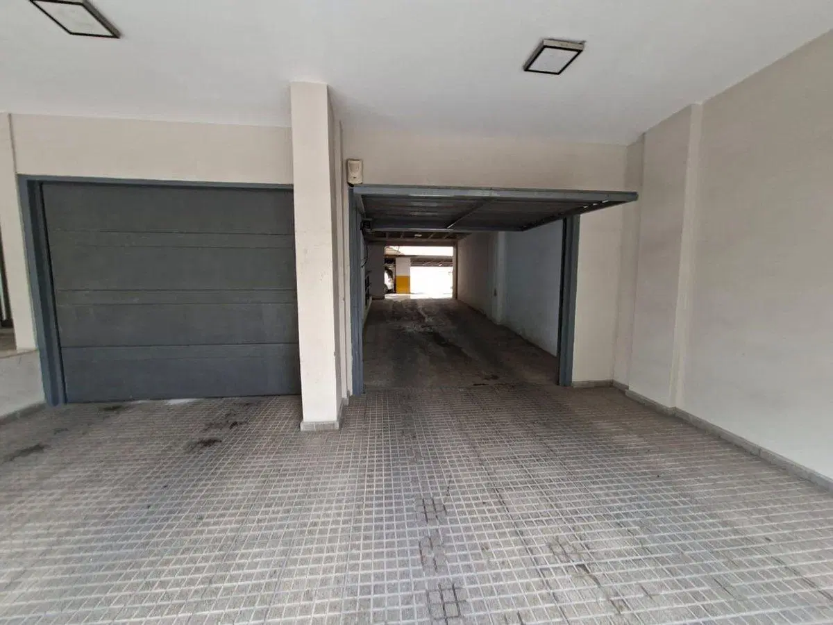 VENTA COCHERA EN B° GRAL PAZ EN EDIF MARTINICA VII 2