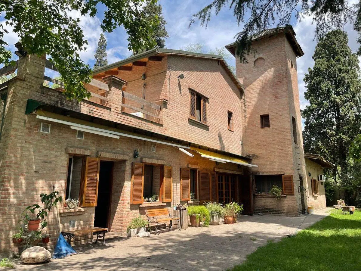 VENTA CASA EN LOS BOULEVARES 4