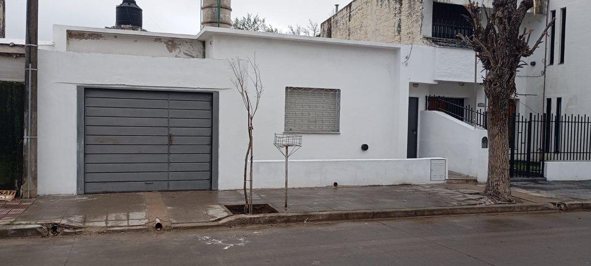 Foto de CASA 2 DORMITORIOS EN BARRIO ROSEDAL, imagen 2