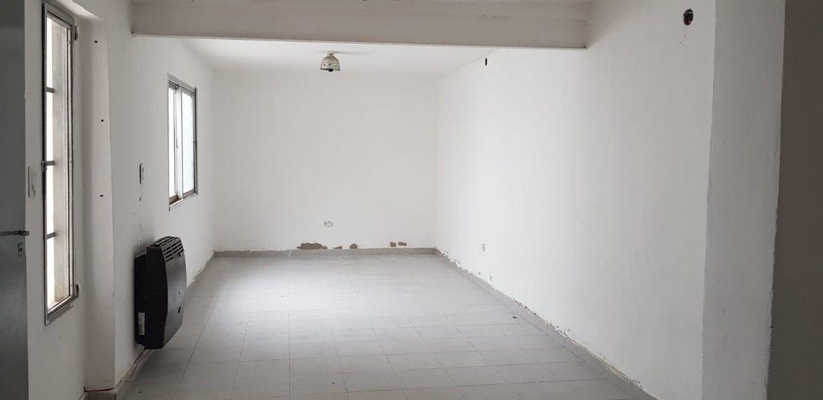 Foto de CASA 2 DORMITORIOS EN BARRIO ROSEDAL, imagen 3