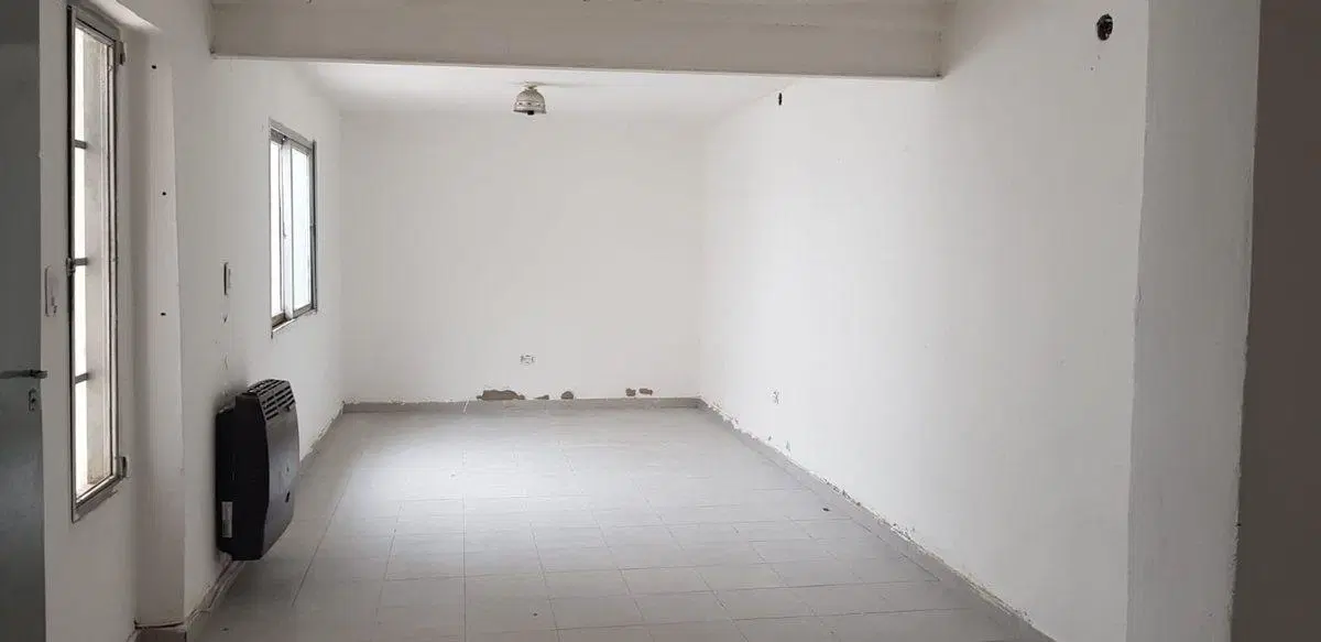 CASA 2 DORMITORIOS EN BARRIO ROSEDAL 3