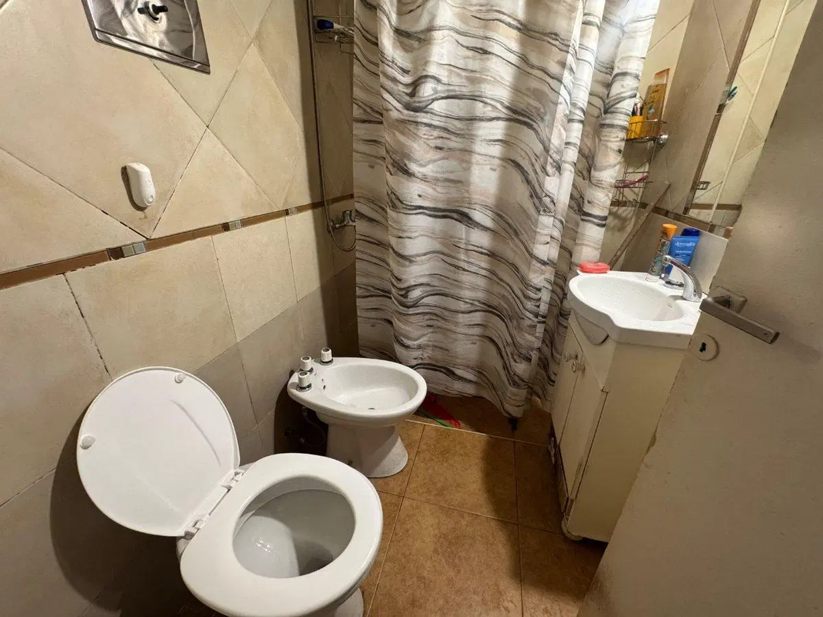 Venta departamento con balcón 3 D Nueva Córdoba 3