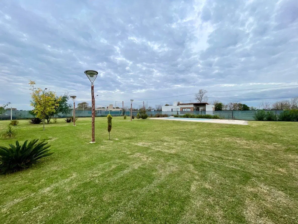 Venta casa con pileta en Terranostra con seguridad 4
