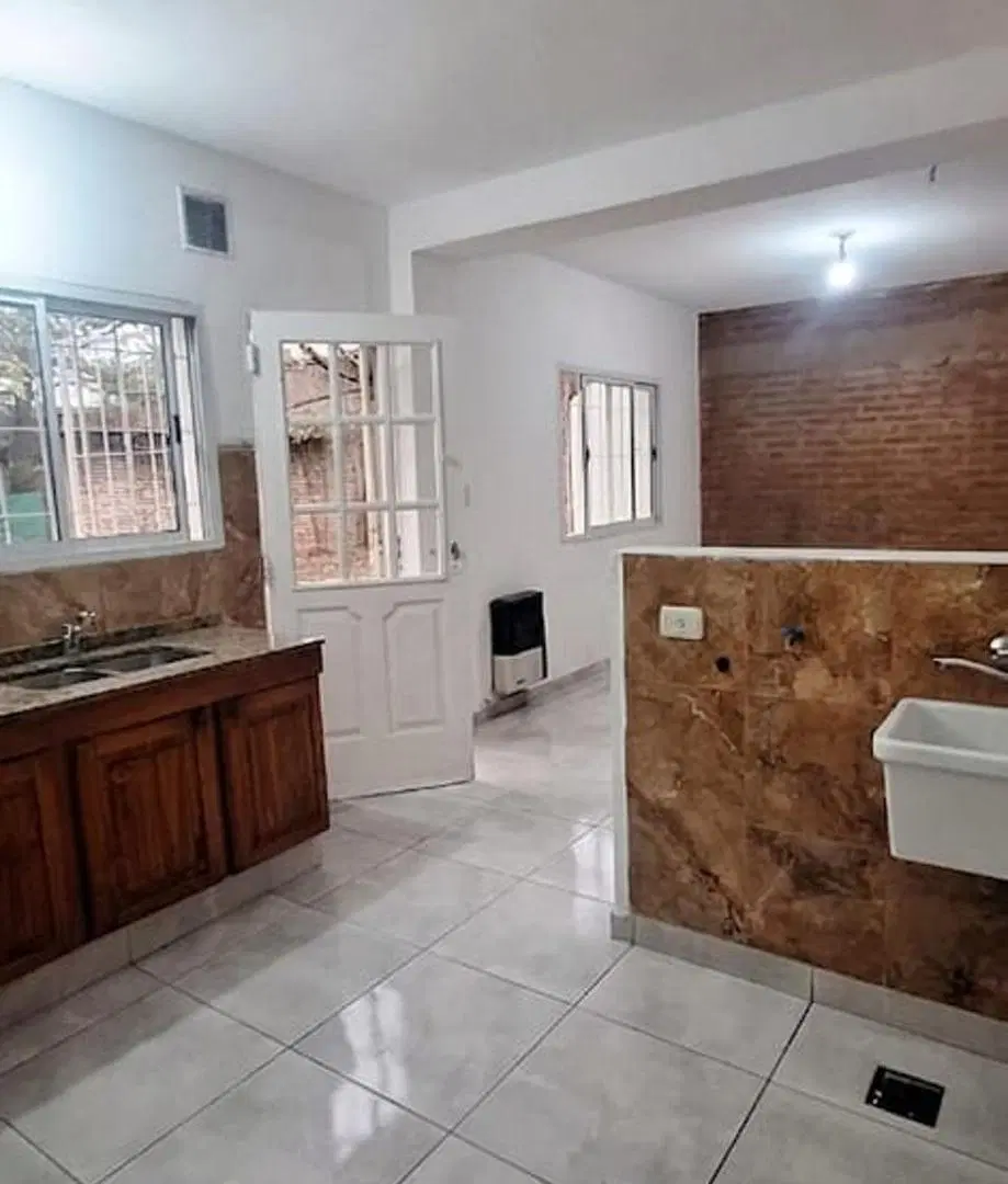 ALQUILER CASA 3 DORM VILLA ALLLENDE PARQUE 5