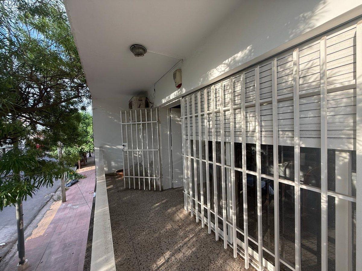Foto de VENTA DEPTO 3 DOR APTO CREDITO - ALBERDI, imagen 5