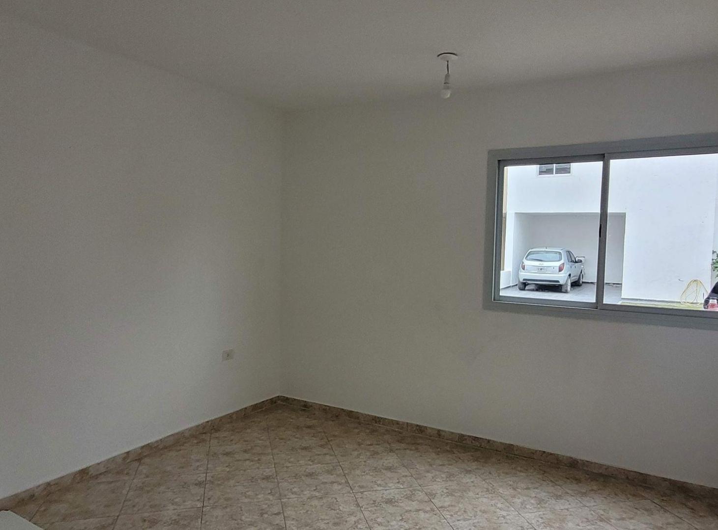 Foto de VENTA DUPLEX 3 DORMITORIOS ALTOS DE CLARET HOUSING, imagen 1