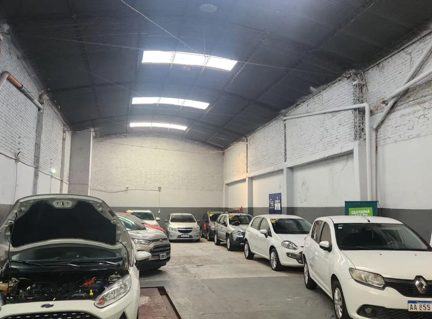 Venta Galpón Comercial Av. Duarte Quirós 2200 4