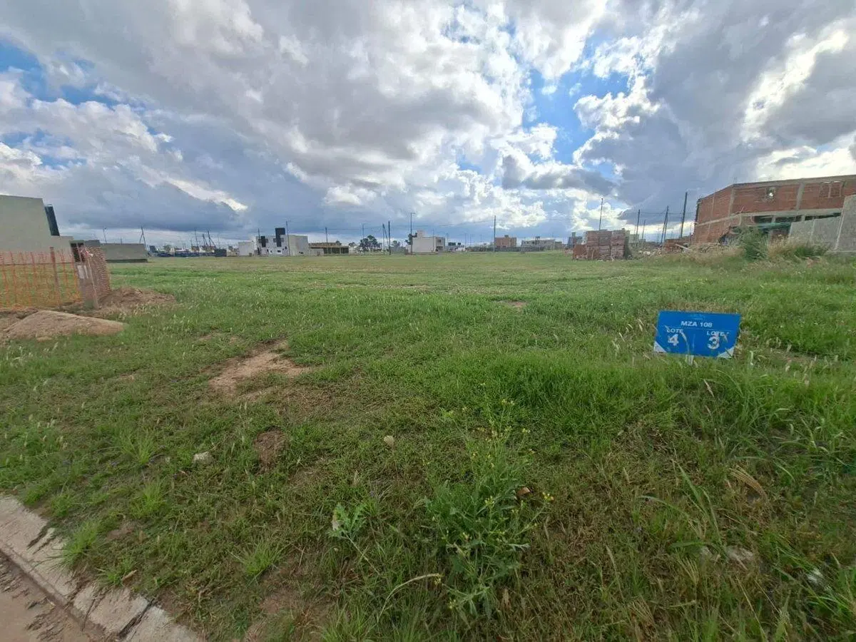 VENTA LOTE EN CUESTAS DE MANANTIALES APTO DUPLEX 3