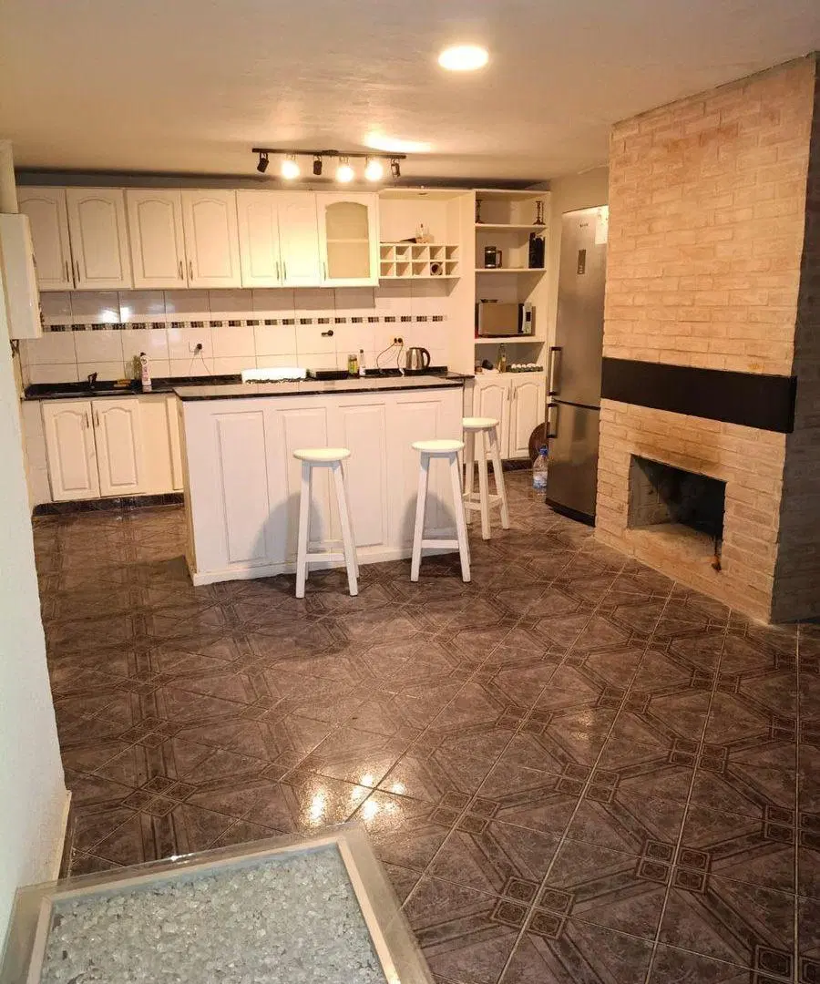 CASA EN VENTA LA CALERA CON PILETA NO CRED. 2