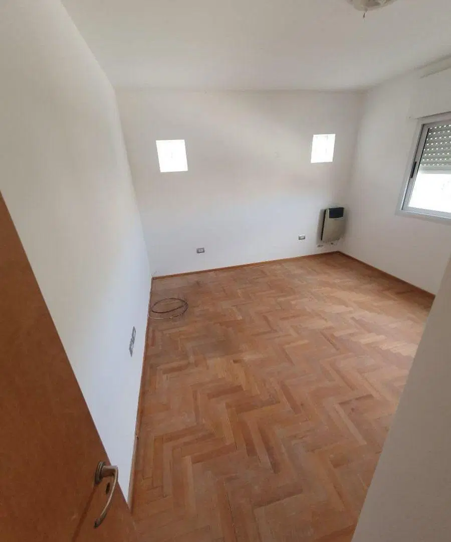 VENTA CASA EN ARGUELLO 3 DORMITORIOS CON PILETA 3