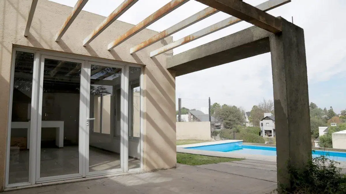 VENTA CASA EN ARGUELLO 3 DORMITORIOS CON PILETA 2