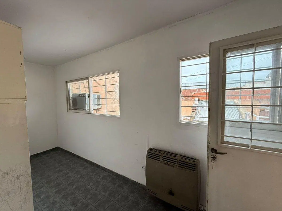 VENTA DEPARTAMENTO 2 DOR. BARRIO VILLA CABRERA 8