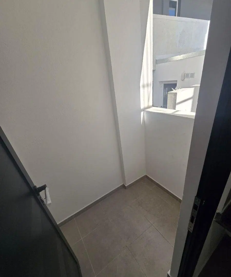 VENTA DEPTO 1 DORM CON BALCÓN EN B° ALBERDI 5