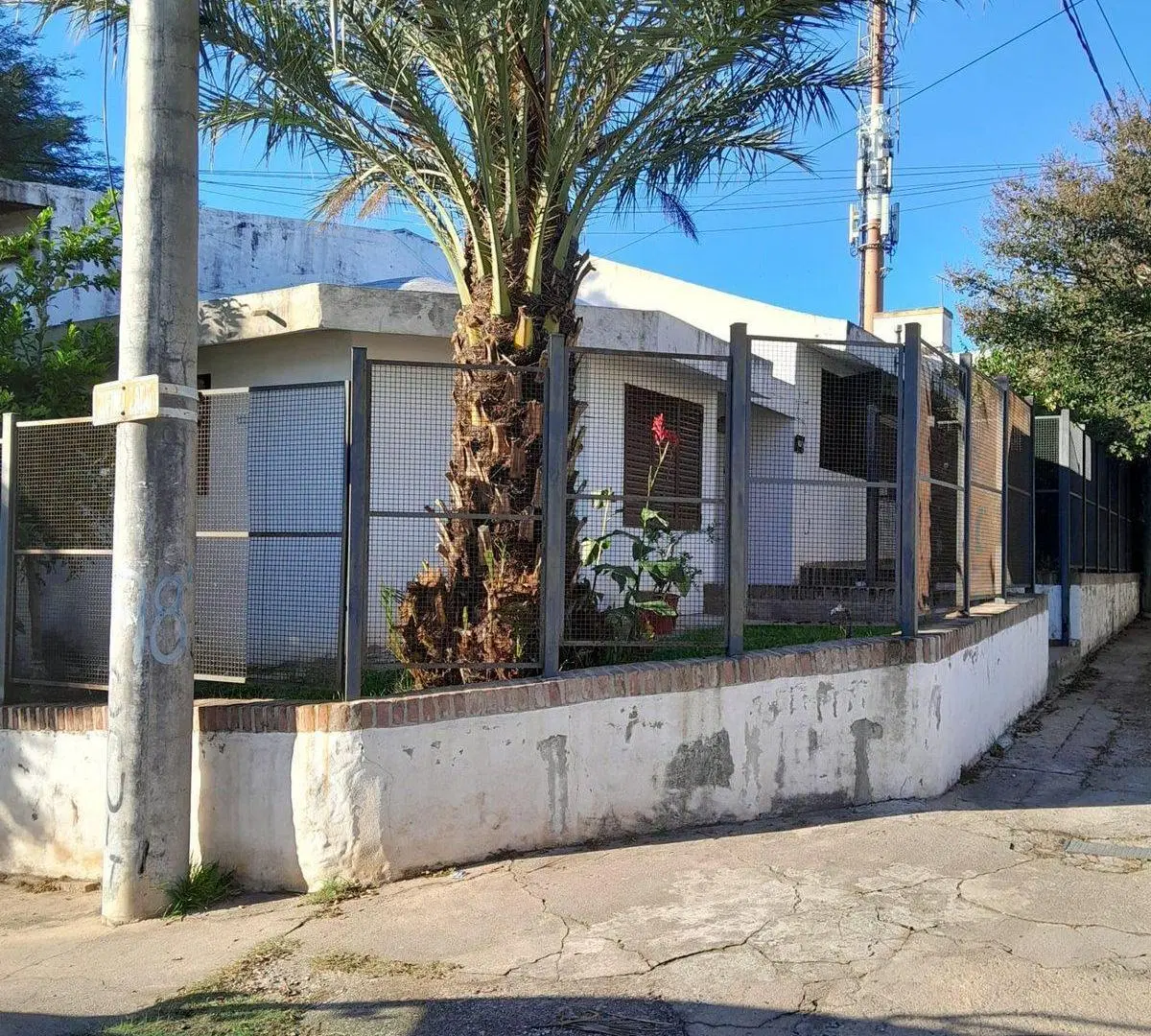 VENTA Casa 3 dormitorios - Zona Ruta 20 8
