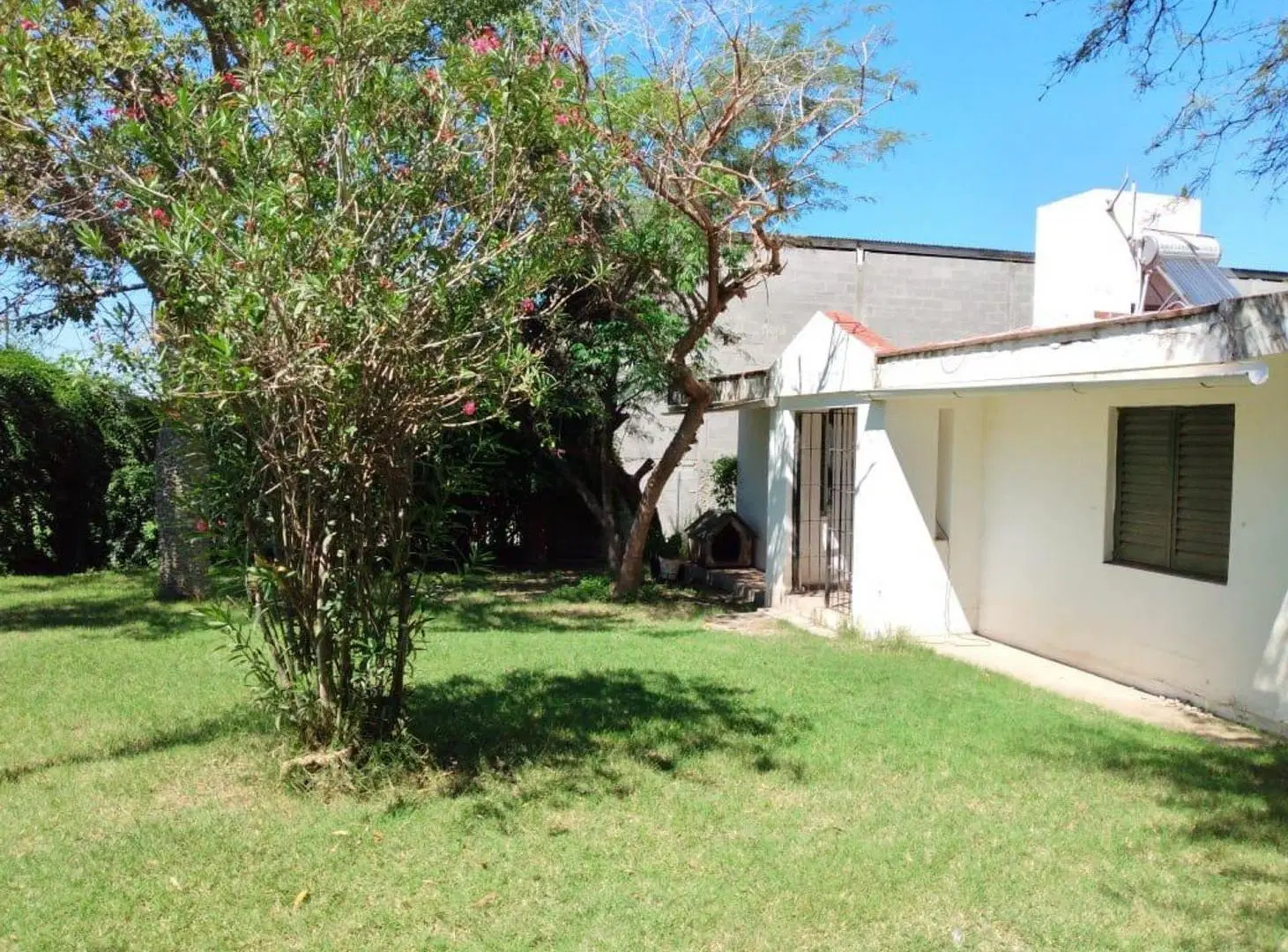 Oportunidad Saldán Casa + Depto en terreno de 1000 4