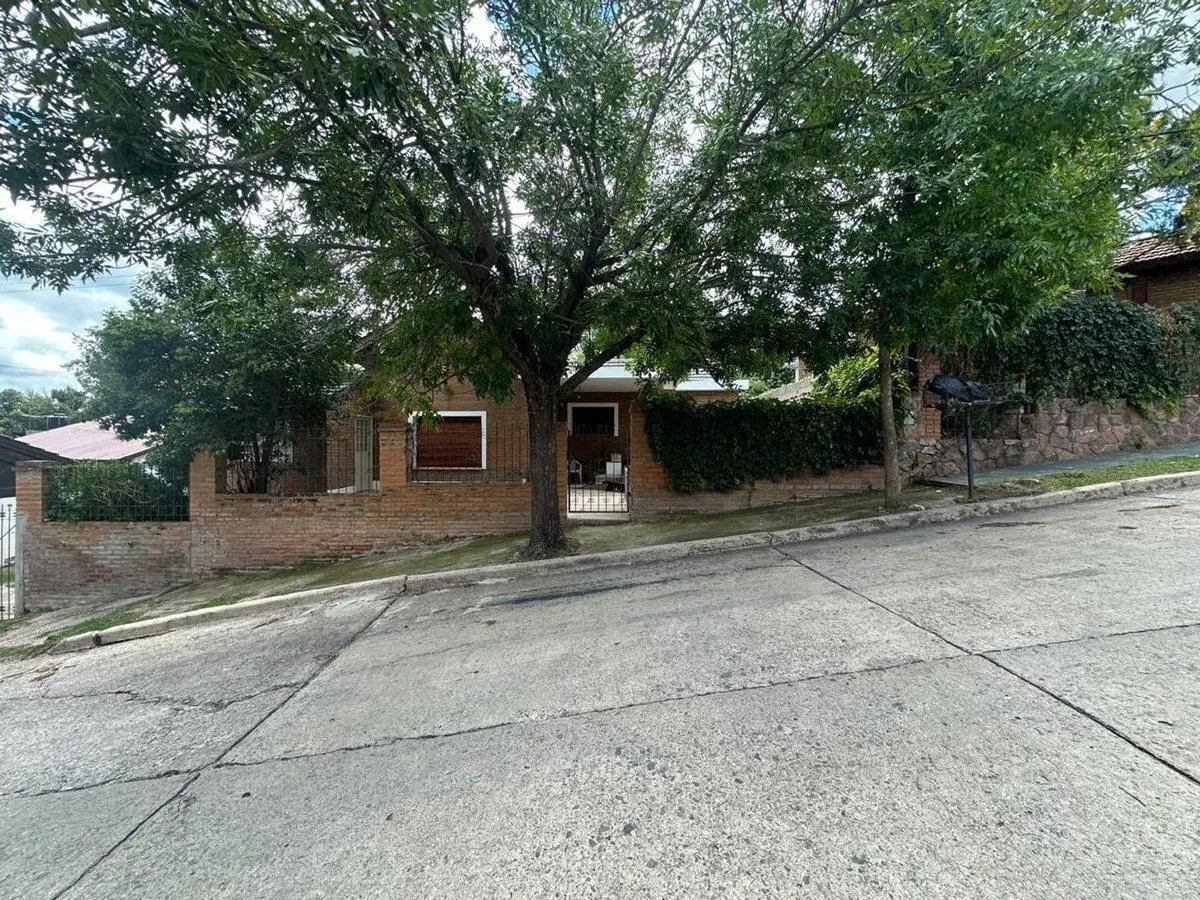 VENTA CASA 3 DORMITORIOS EN MINA CLAVERO 2