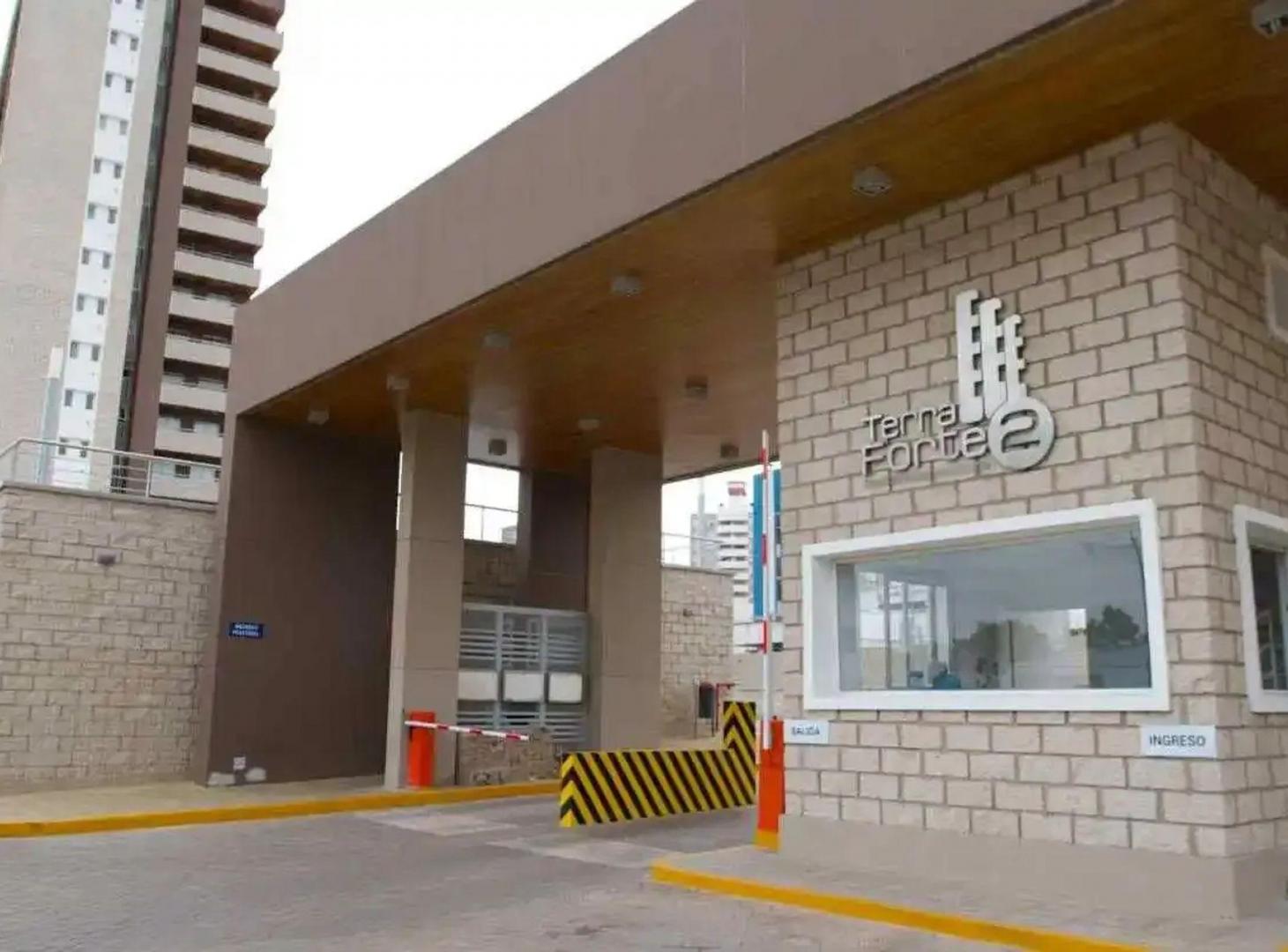 SE VENDE COCHERA EN COMPLEJO TERRAFORTE 2 GAMA