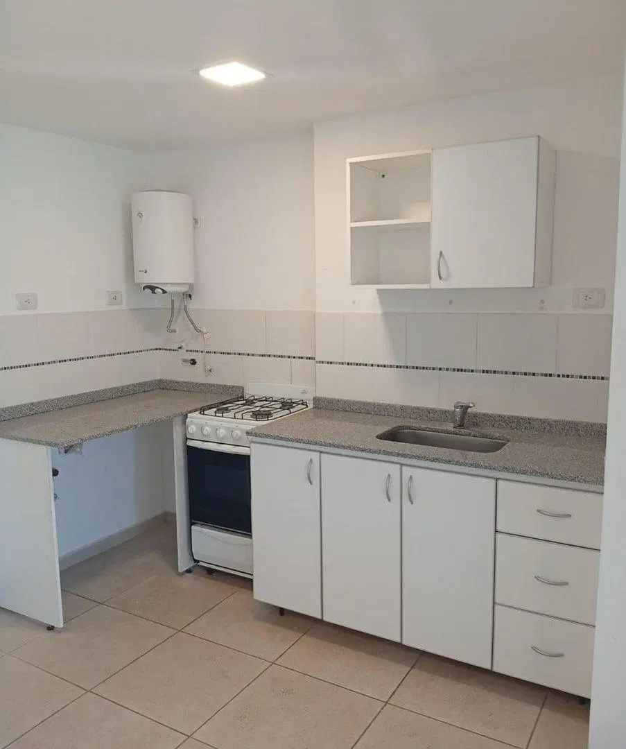 VENTA DEPARTAMENTO 1 DORMITORIO EN Bª ALBERDI 4