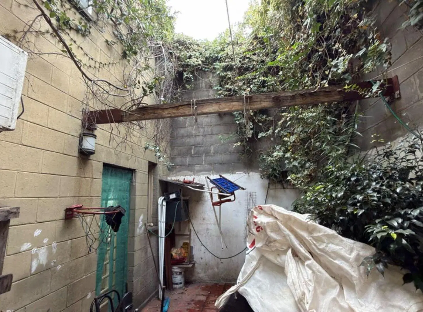 Dúplex en venta en Villa Cabrera con cochera 4