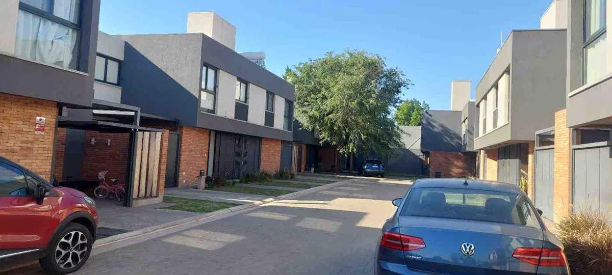 VENTA DUPLEX 3 DORMITORIOS, HOUSING DISTRITO BUNGE 3