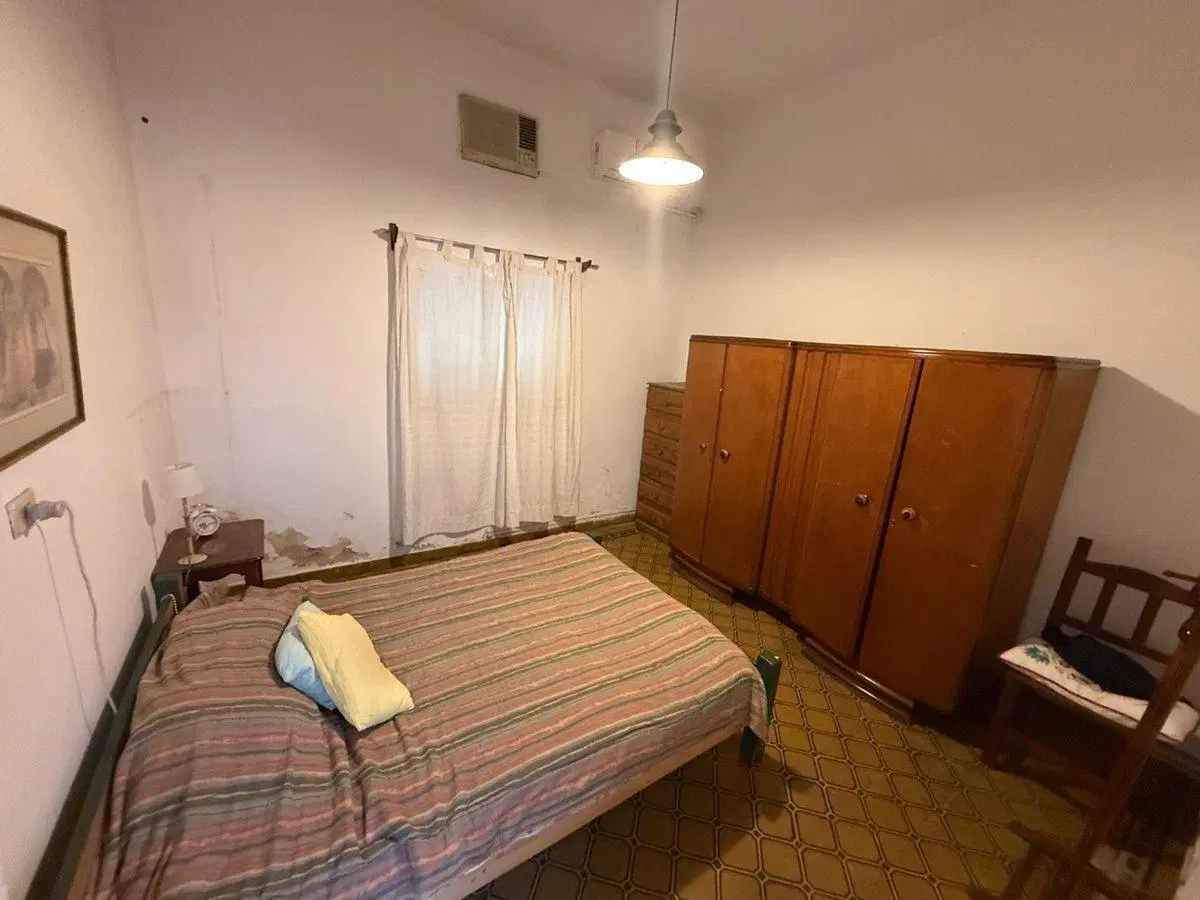 VENTA CASA 3 DORM  BARRIO ALBERDI 5