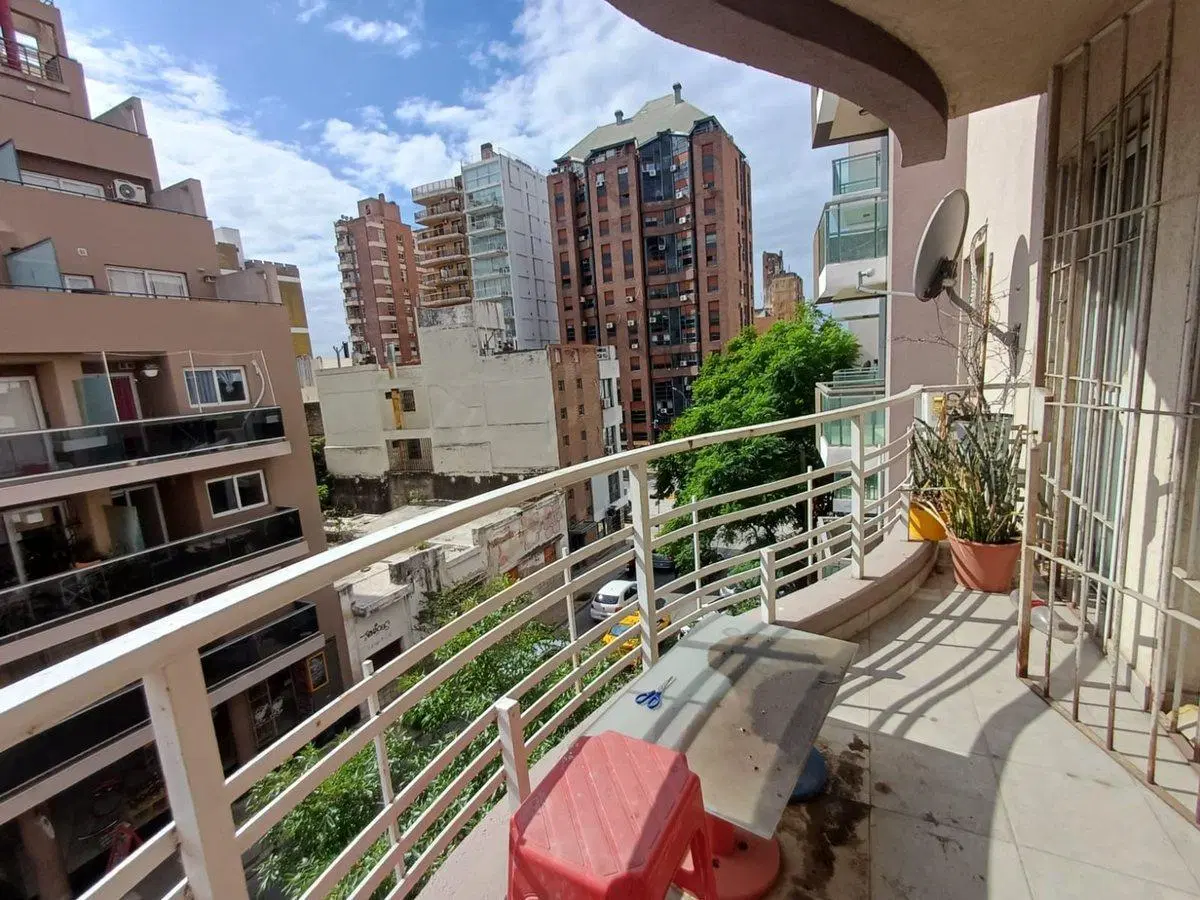 VENTA DEPTO A METROS DE BV SAN JUAN 2D 3