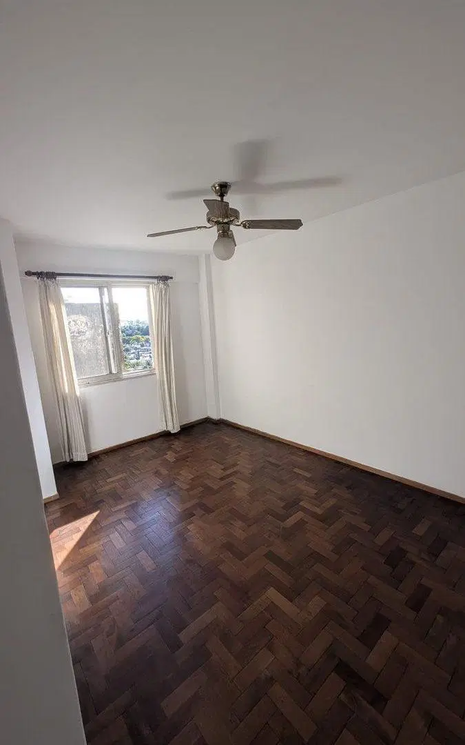 VENTA DEPTO 2 DORM B° ALBERDI APTO CREDITO 3