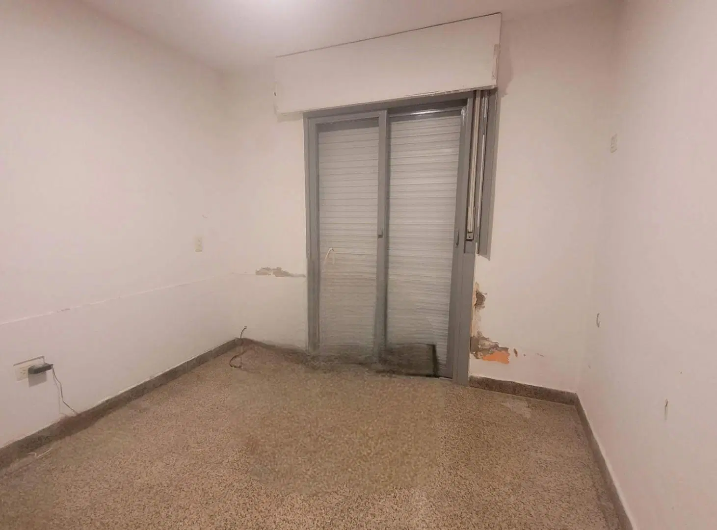 CASA EN VENTA A 4 DORM MTS DE R. NUÑEZ UNA PLANTA 5