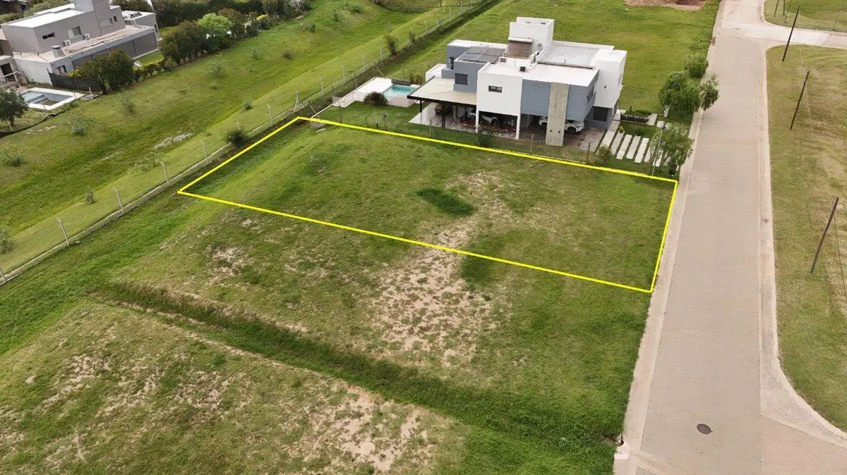 VENTA LOTE EN ACQUAVISTA 5