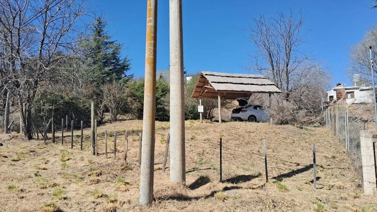 SE VENDE TERRENO DE 1120 M2 EN SAN ANTONIO 4