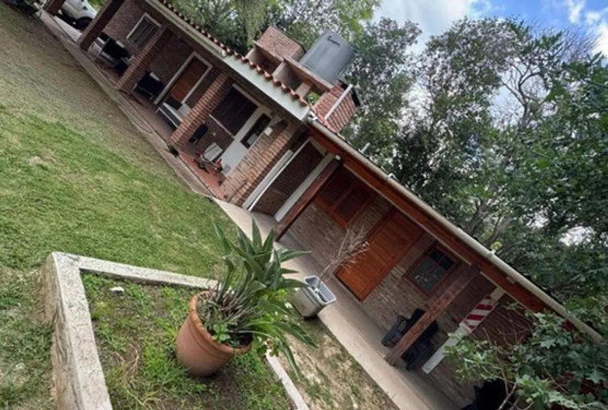 VENTA COMPLEJO DE CABAÑAS CON PILETA EN ANISACATE 5