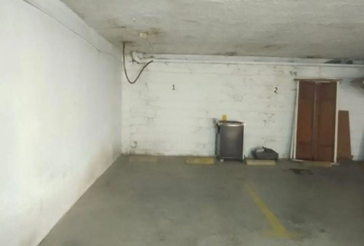 Cochera en venta – Barrio Jardín | 11 m² 4