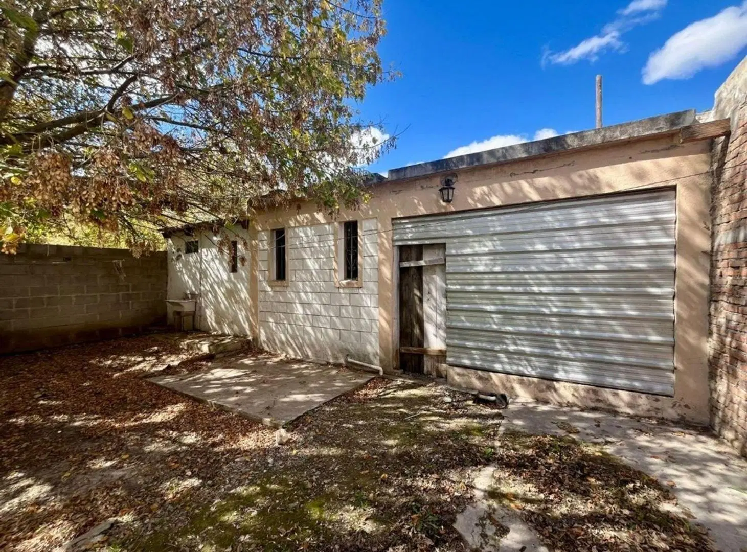 SE VENDE TERRENO CON LOCAL EN ALTA GRACIA 5