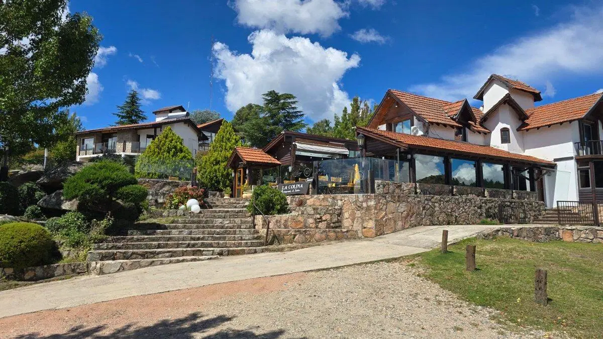 VENTA HERMOSO COMPLEJO DE SUITES DE LUJO 3