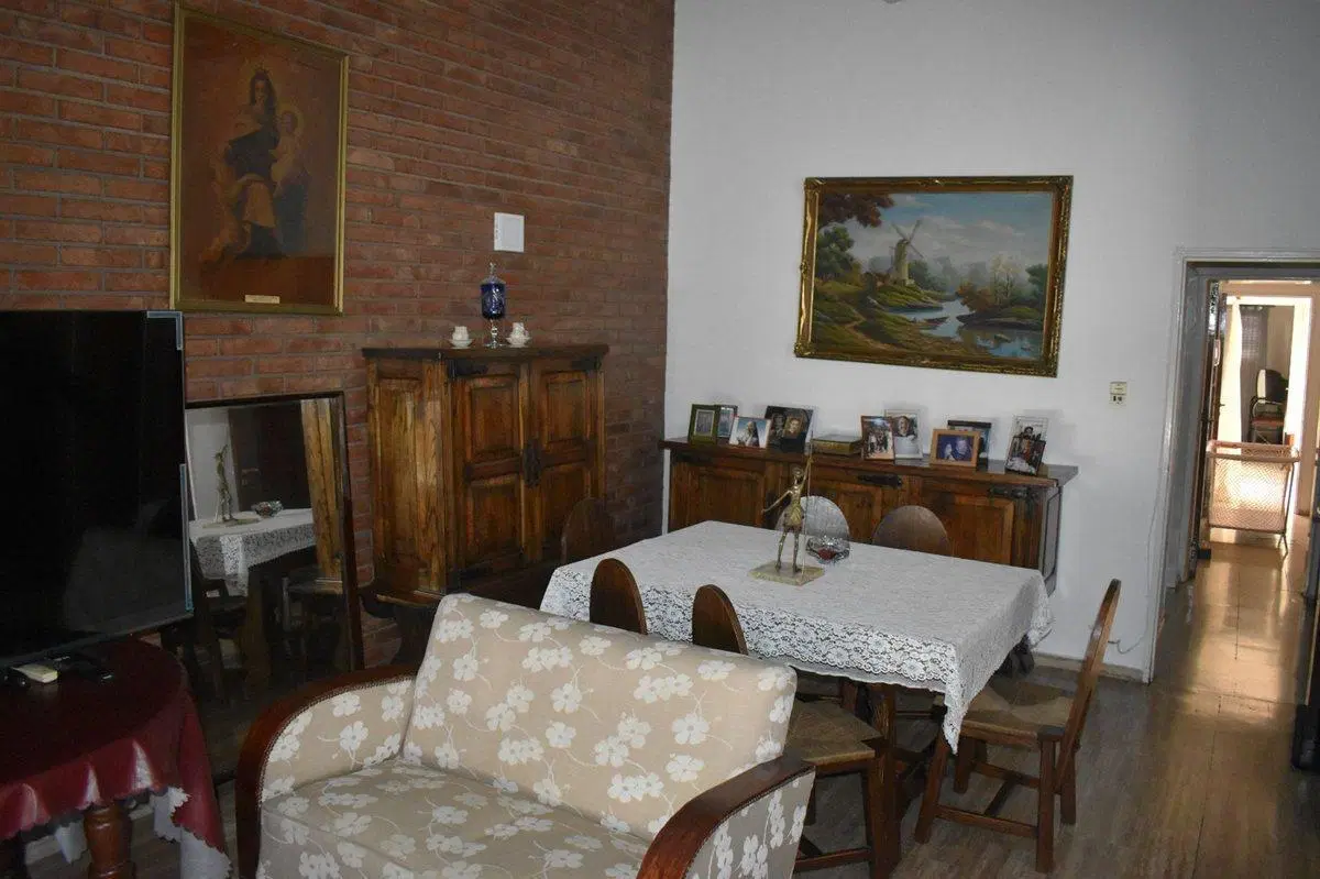 VENTA CASA 3 DORMITORIOS B° CRISOL 3