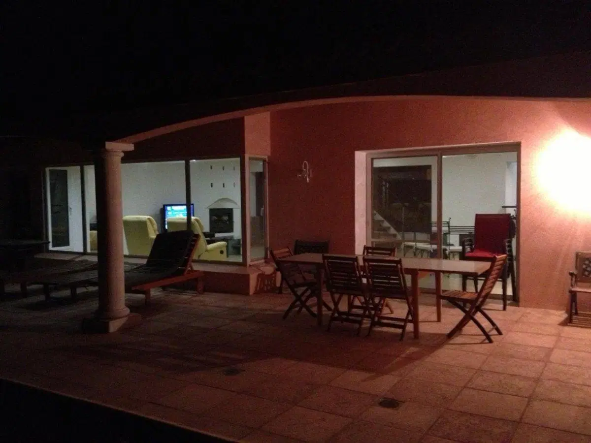 EN VENTA CASA 3 D DE CATEGORIA EN FALDA DEL CARMEN 4