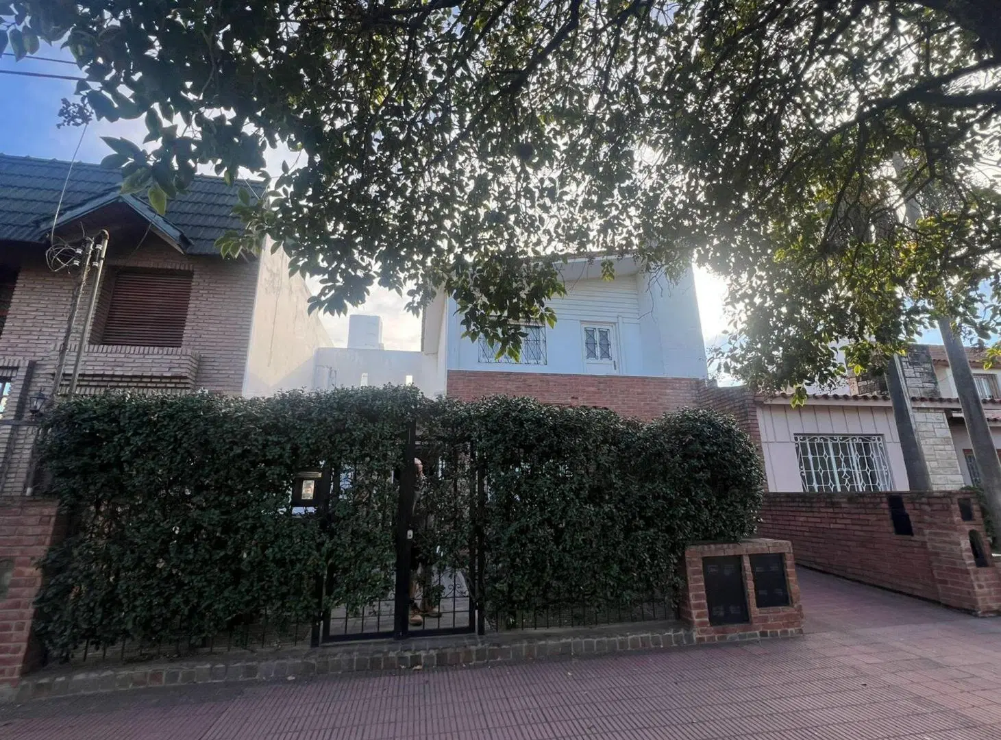 SE VENDE CASA EN BARRIO JUNIORS APTO CREDITO 2