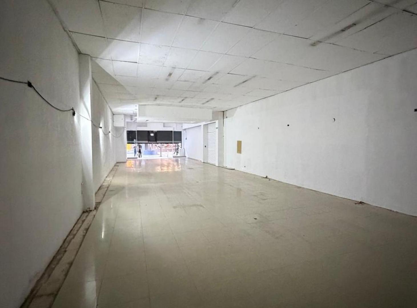 Foto de Alquiler local comercial pleno centro de la ciudad, imagen 5