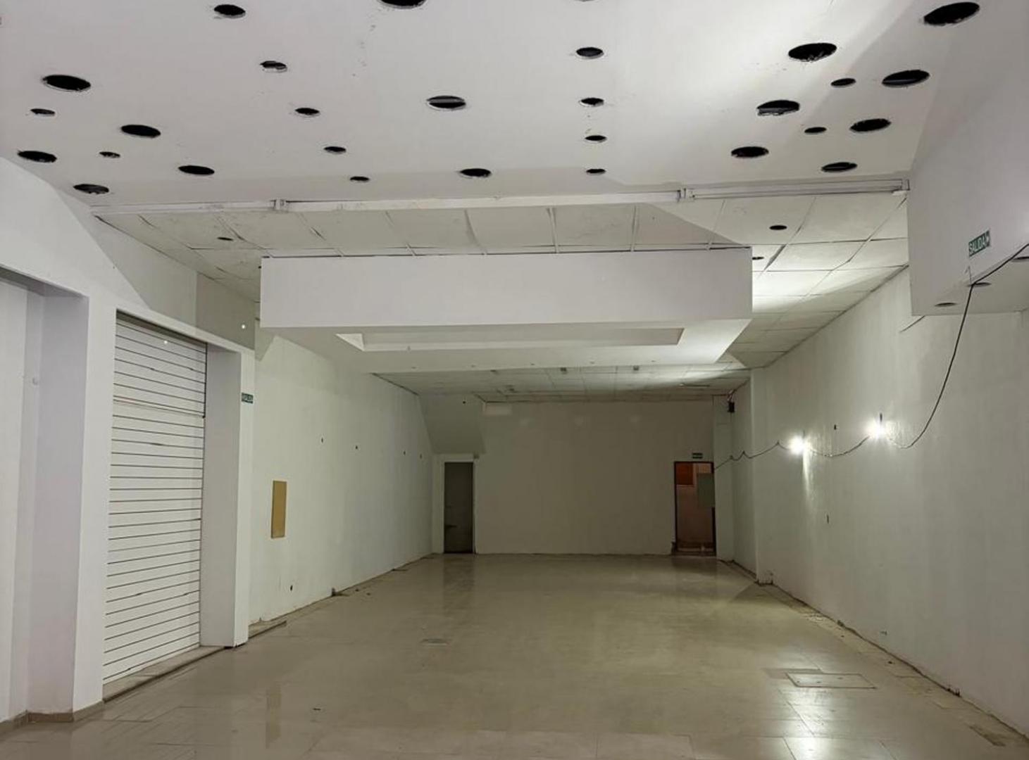 Foto de Alquiler local comercial pleno centro de la ciudad, imagen 1