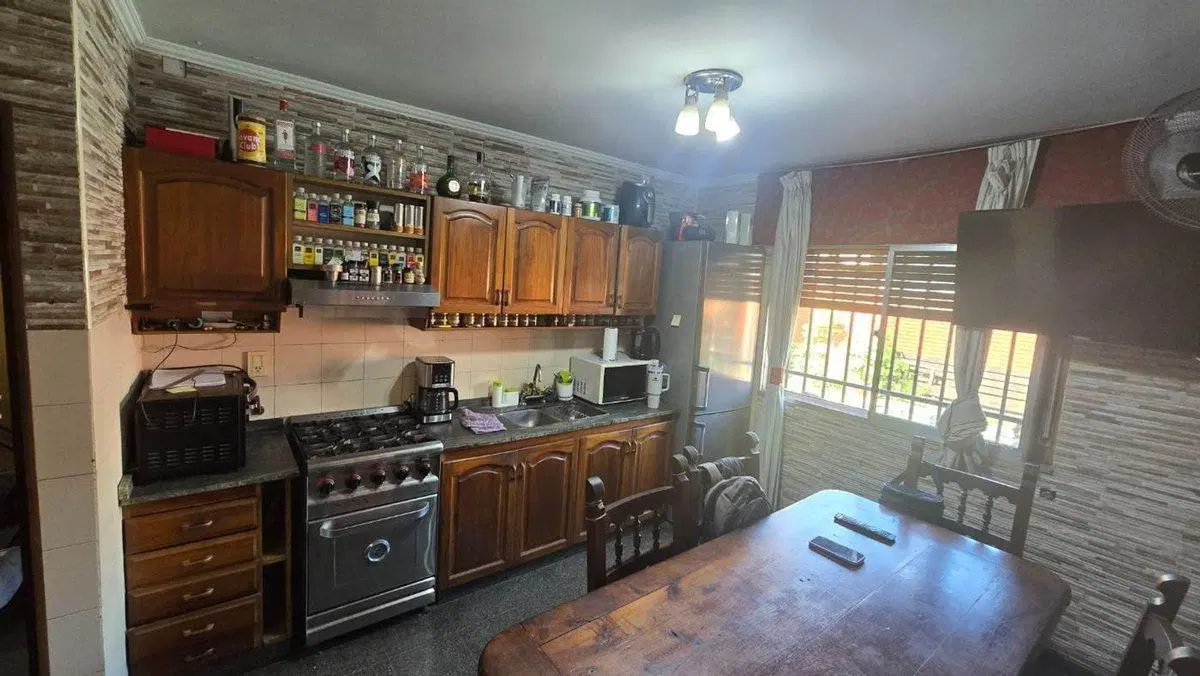 APTA CRED BNA VENTA CASA DE 3 D EN VILLA ARGENTINA 8